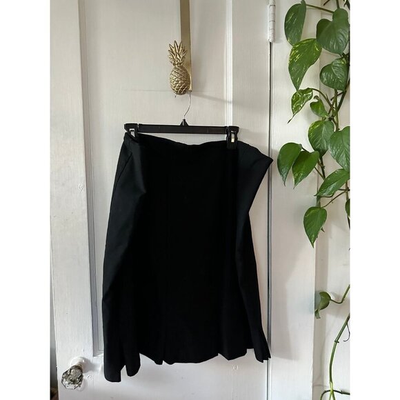 The Limited women’s size 18W black skirt - Picture 1 of 9